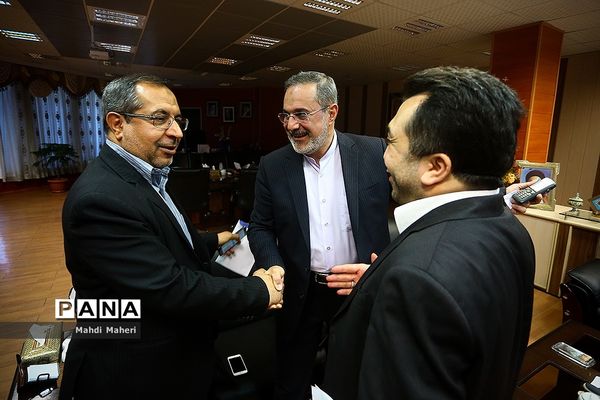 دیدار وزیر آموزش و پرورش با جمعی از نمایندگان مجلس