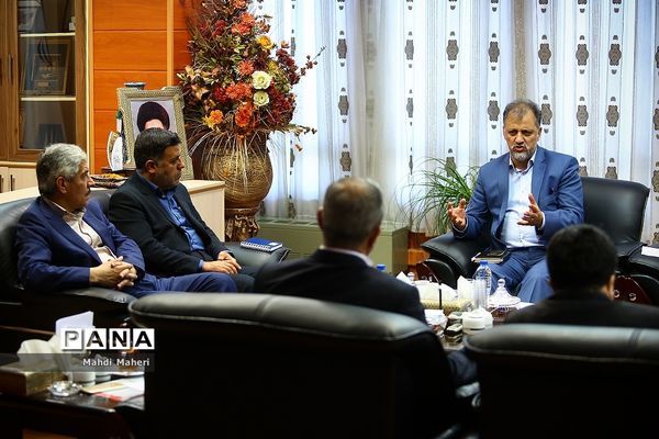 دیدار وزیر آموزش و پرورش با جمعی از نمایندگان مجلس