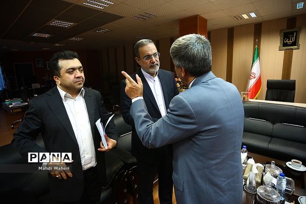 دیدار وزیر آموزش و پرورش با جمعی از نمایندگان مجلس