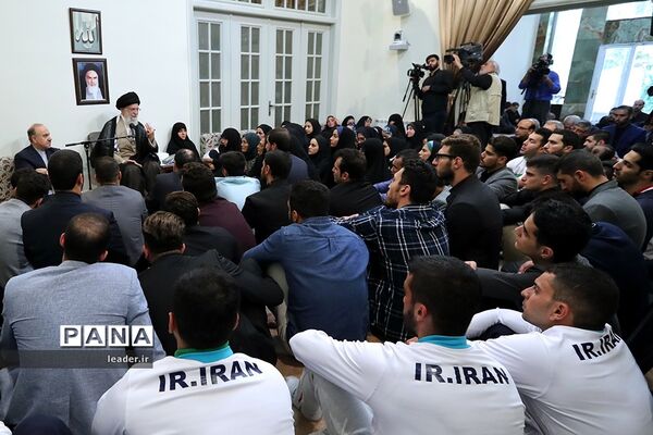 دیدارمدال‌آوران بازی‌های آسیایی اندونزی با رهبرمعظم انقلاب