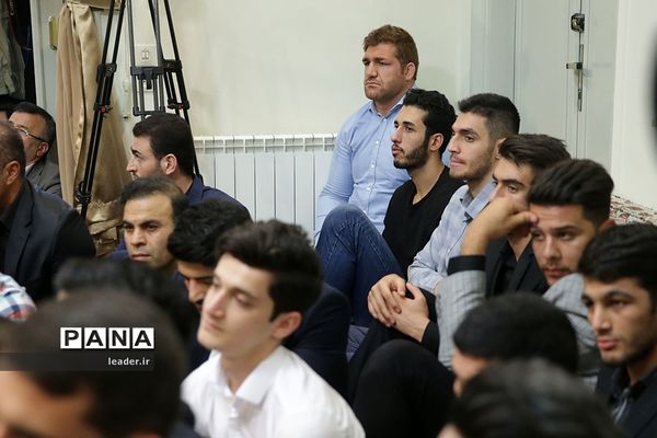 دیدارمدال‌آوران بازی‌های آسیایی اندونزی با رهبرمعظم انقلاب