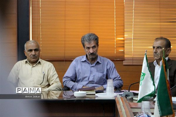 جلسه هماهنگی سرویس مدارس با مدیران عامل شرکت‌های حمل و نقل