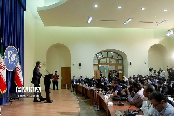 نشست خبری سخنگوی وزارت امورخارجه