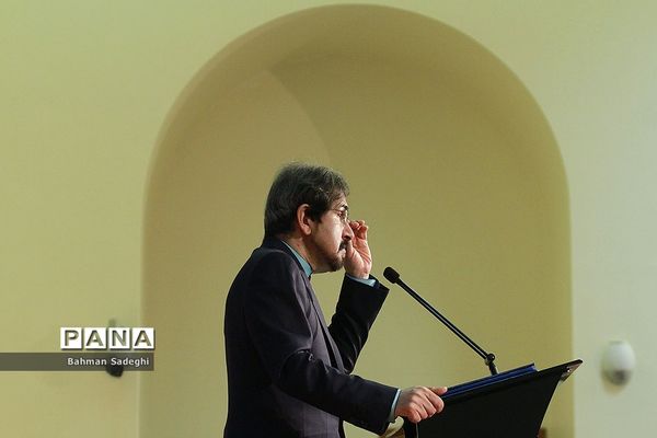 نشست خبری سخنگوی وزارت امورخارجه