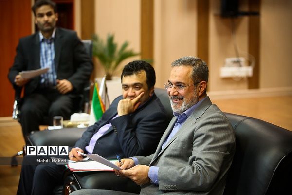 دیدار وزیر آموزش و پرورش با جمعی از نمایندگان مجلس