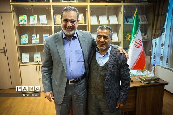 گفت‌وگو حضوری وزیر آموزش و پرورش با جمعی از صاحبان برنامه‌های کاربردی