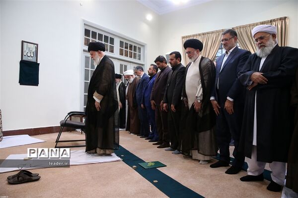 دیدار جمعی از مسئولان و دست‌اندرکاران حج با مقام معظم رهبری