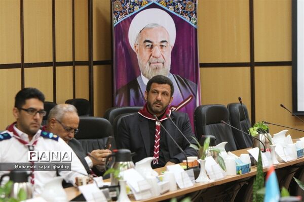 جلسه مدیران دانش‌آموزی مناطق 19 گانه شهر تهران