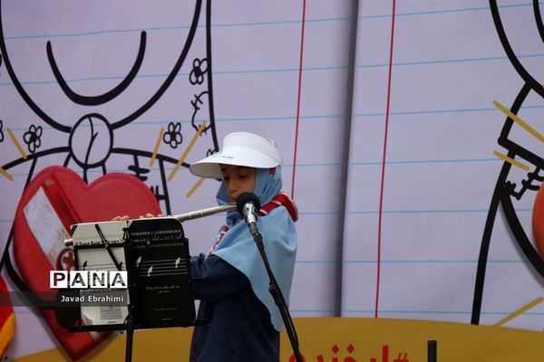 مراسم نمادین استانی مهر عاطفه‌ها در مشهد