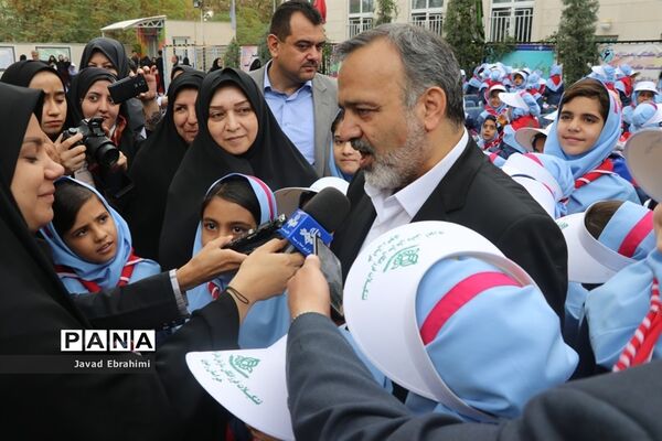 مراسم نمادین استانی مهر عاطفه‌ها در مشهد