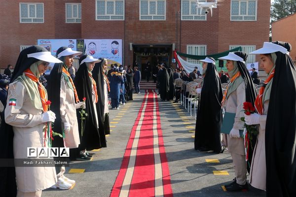 جشن عاطفه‌ها در آموزشگاه خیری فاطمه عرب  قرچک