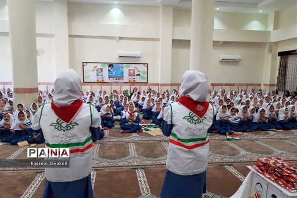 مراسم نمادین جشن عاطفه‌ها دردبستان برکت دین و دانش شهرستان طبس