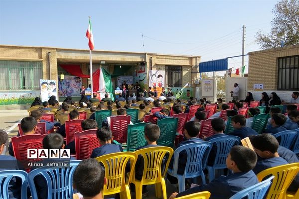 نواخته شدن زنگ  عاطفه‌ها در اردستان