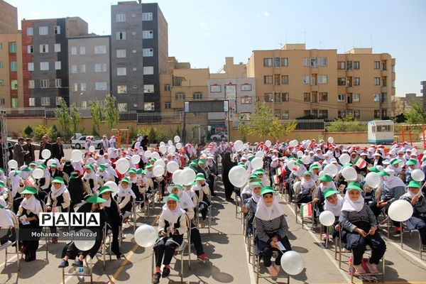 مراسم جشن عاطفه‌ها در مدارس آذربایجان شرقی