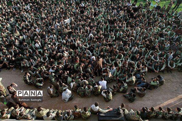 تجمع اقتدار عاشورایی فرماندهان واحدهای پیشگام بسیج دانش آموزی
