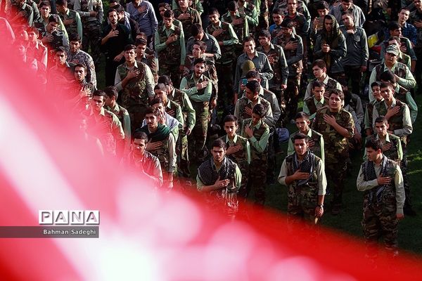 تجمع اقتدار عاشورایی فرماندهان واحدهای پیشگام بسیج دانش آموزی