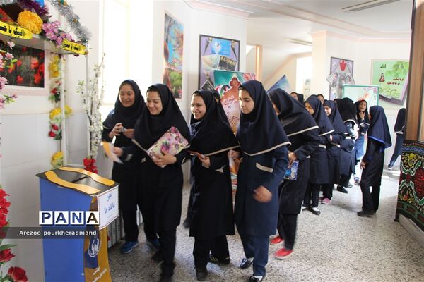 برگزاری مراسم مهر عاطفه ها در استان یزد