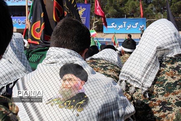 تجمع بزرگ ۲۰ هزار نفری اقتدار عاشورایی بسیجیان