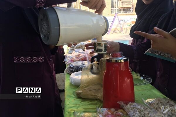 بازارچه خیریه دبیرستان الزهرا گله دار
