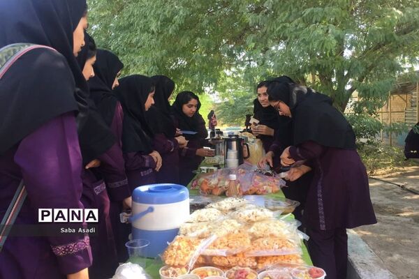 بازارچه خیریه دبیرستان الزهرا گله دار