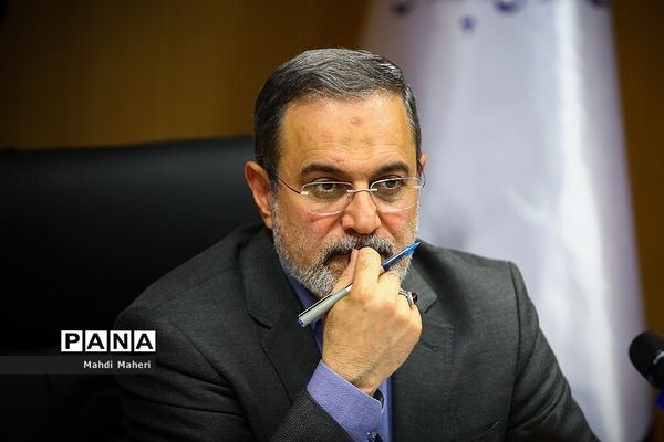 نشست صاحب نظران علوم تربیتی