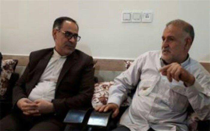 تکریم از خانواده شهدا موجب زنده نگه‌داشتن فرهنگ ایثار و شهادت می شود