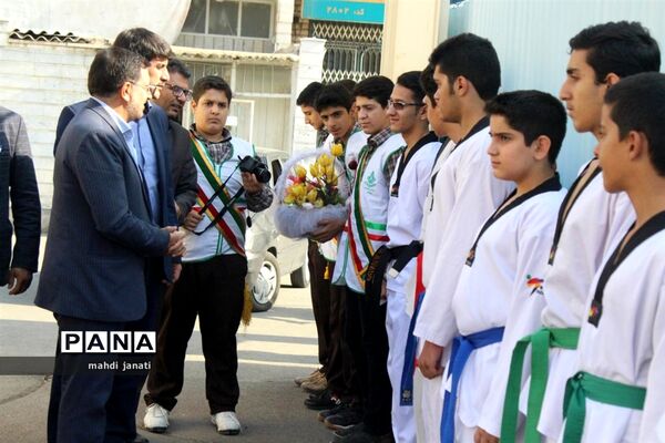 آیین افتتاح کانون سلمان در ناحیه 3 آموزش و پرورش استان قم