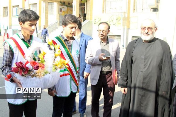 آیین افتتاح کانون سلمان در ناحیه 3 آموزش و پرورش استان قم