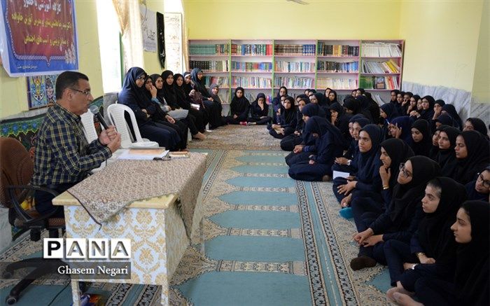 برگزاری  کارگاه آموزشی مشاوره برای اولیاء و دانش آموزان آموزشگاه بعثت رودان