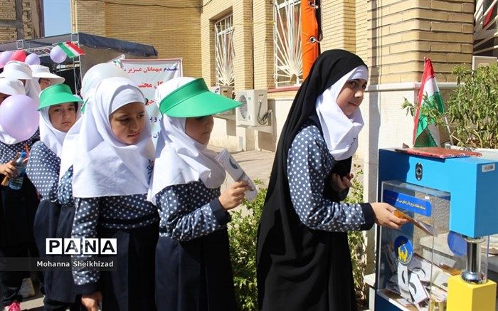 کمک 5 میلیارد تومانی مردم آذربایجان شرقی به دانش آموزان نیازمند