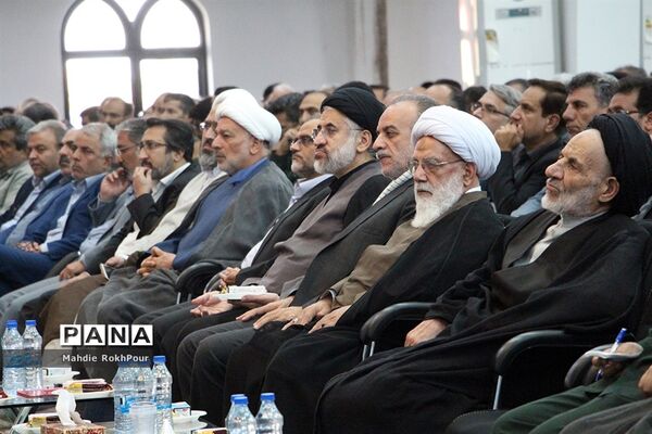 اجلاسیه شهدای  فرهنگیان و دانش آموزان کنگره ملی 2000 شهید استان خراسان جنوبی