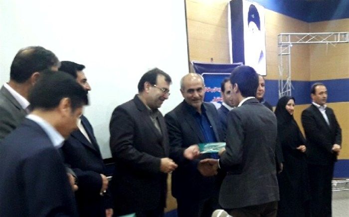 سرپرست آموزش متوسطه کشور: توسعه بی رویه ی آموزش‌های نظری تعادل شغلی در جامعه را به هم زده است