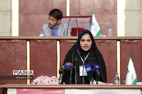 افتتاح نهمین دوره مجلس دانش آموزی