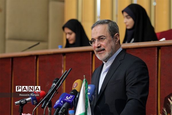 افتتاح نهمین دوره مجلس دانش آموزی