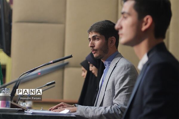 افتتاح نهمین دوره مجلس دانش آموزی