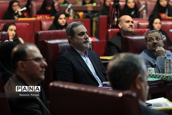 افتتاح نهمین دوره مجلس دانش آموزی