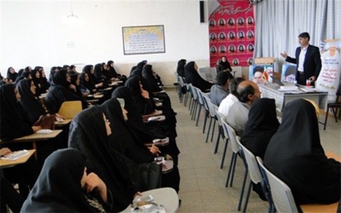 همایش پیشگیری از آسیب های اجتماعی در سمیرم برگزار شد