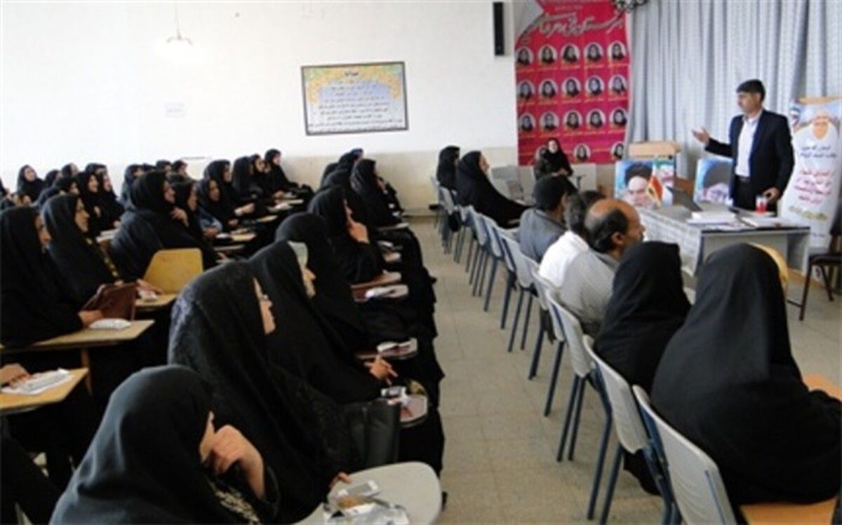 همایش پیشگیری از آسیب های اجتماعی در سمیرم برگزار شد
