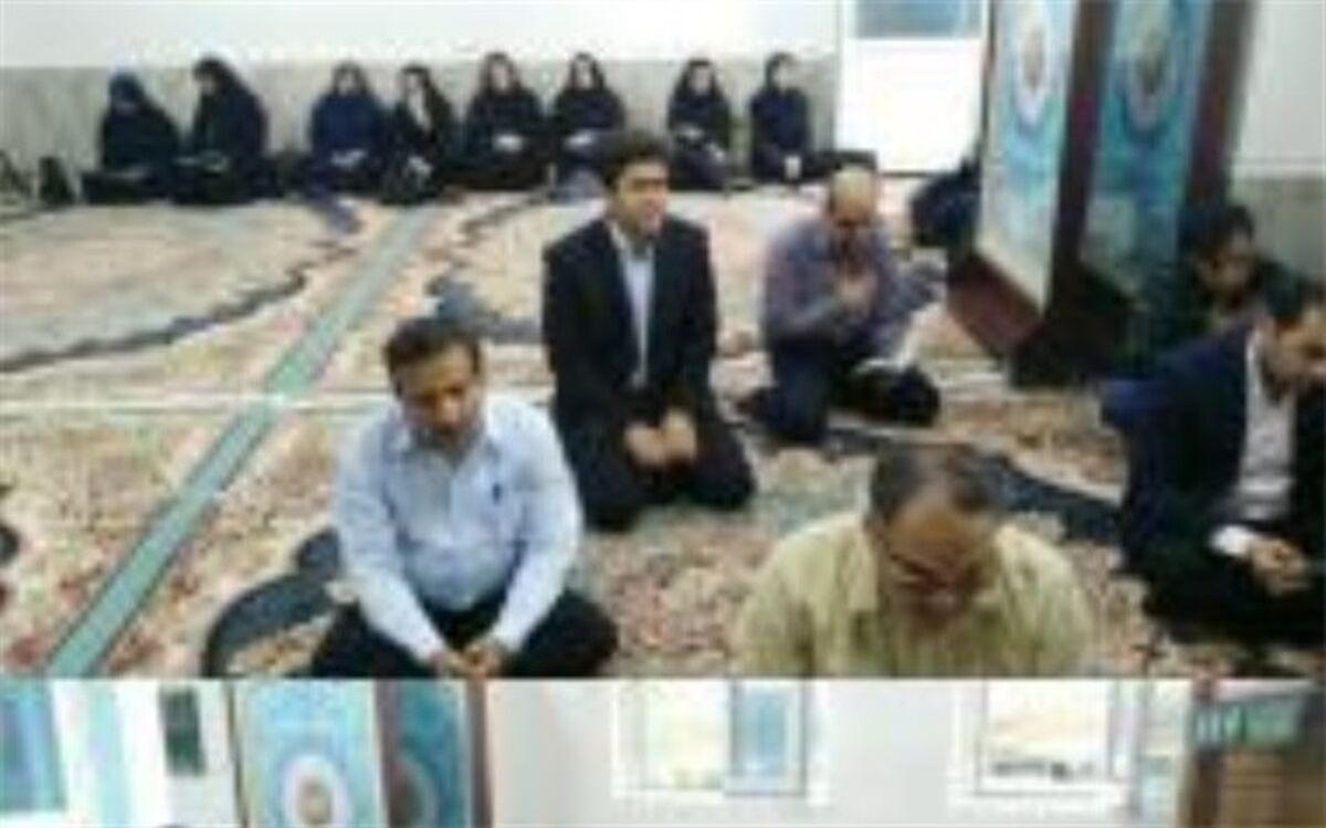 یکصد و یازدهمین نشست هم اندیشی اداره کل فرهنگ و ارشاد اسلامی استان بوشهر برگزار شد