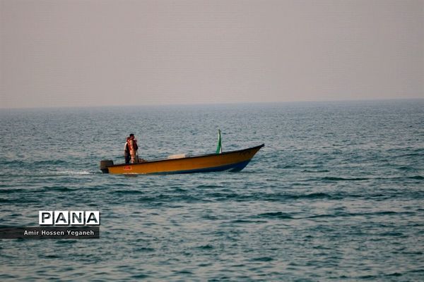 مانور نیروی دریایی جزیره کیش به مناسبت هفته ناجا در جزیره کیش