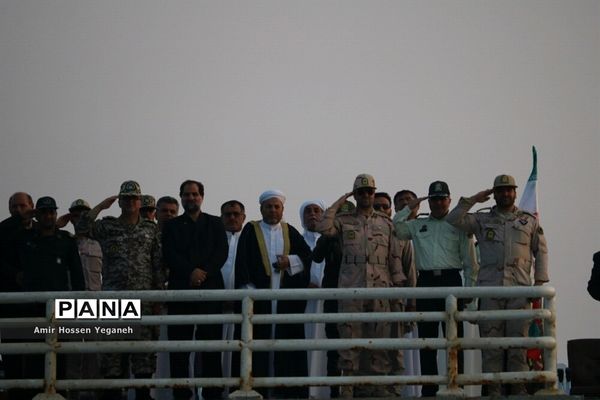 مانور نیروی دریایی جزیره کیش به مناسبت هفته ناجا در جزیره کیش