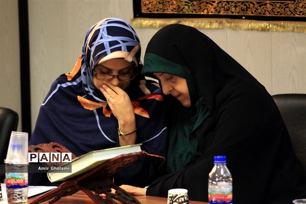 نشست تخصصی ارائه گزارش تحولات جامعه زنان عشایری و روستایی