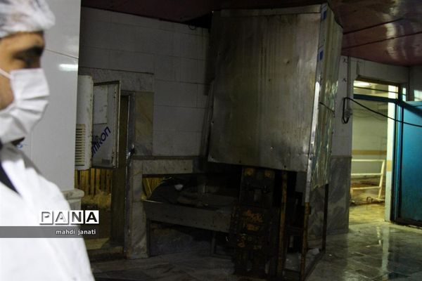 بازدید خبرنگاران از کشتارگاه صنعتی مرغ بهاران