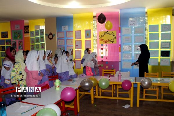 حضور دانش آموزان در کانون فکری ، کودکان و نوجوانان آذربایجان غربی «بمناسبت روز جهانی کودک»
