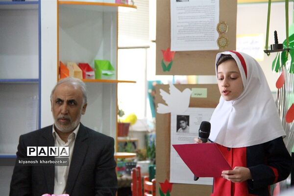 حضور دانش آموزان در کانون فکری ، کودکان و نوجوانان آذربایجان غربی «بمناسبت روز جهانی کودک»