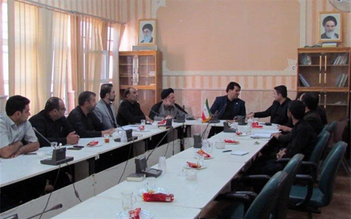 با حضور بخشدار کهک جلسه انجمن کتابخانه‌ها برگزار شد