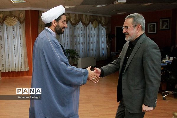 دیدار وزیر آموزش و پرورش با جمعی از نمایندگان مجلس