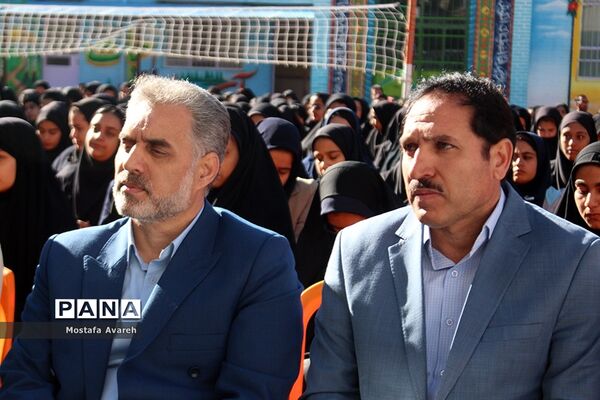 مراسم قرائت پیام مهر در دبیرستان فاطمه زهرا (س) شهرستان بیرجند