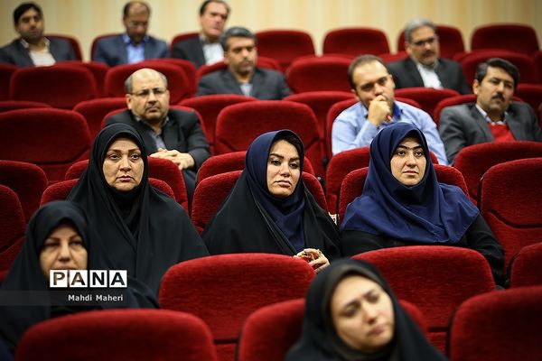 نشست آموزشی قلمرو دست‌یابی بشر به فضا از منظر قرآن و شریعت