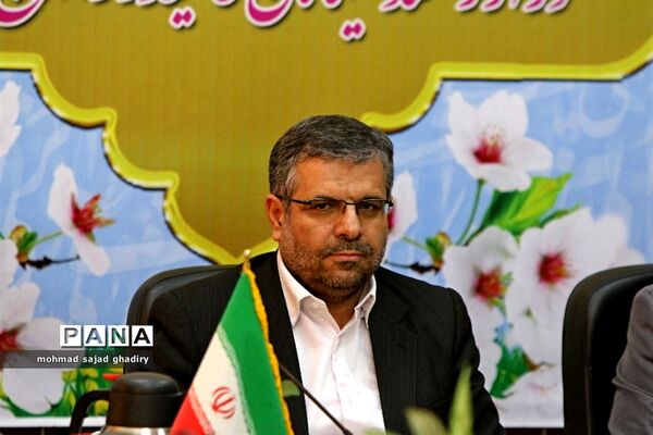 نشست صمیمی مدیرکل آموزش و پرورش شهر تهران با حوزه معاونت پرورشی
